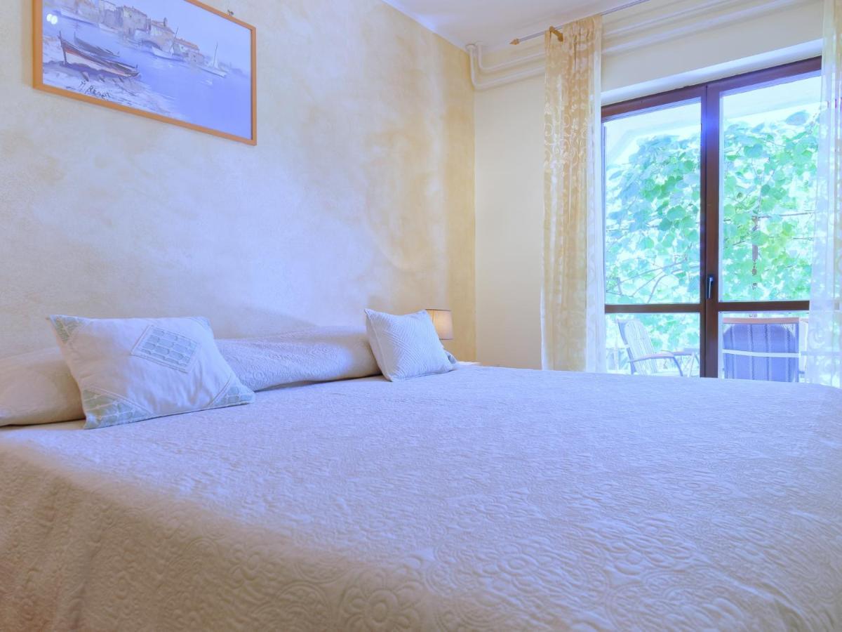 Apartments Marta By Rent Istria Novigrad Istria Exterior foto